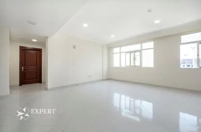 Apartment - 2 Bedrooms - 3 Bathrooms for rent in Lusail City - Lusail