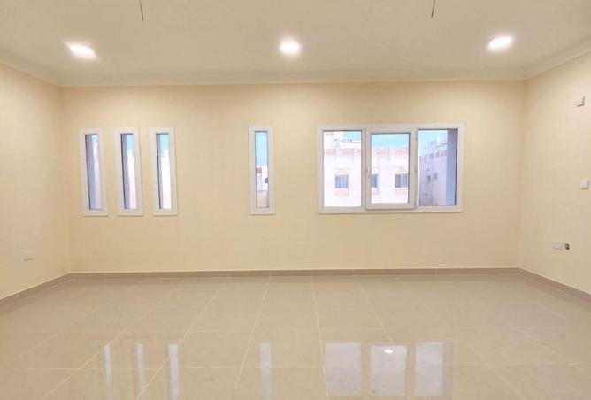 991511 - Property Image 2