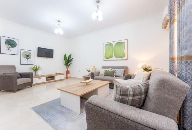 998289 - Property Image 3