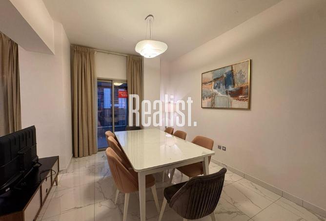 985767 - Property Image 2