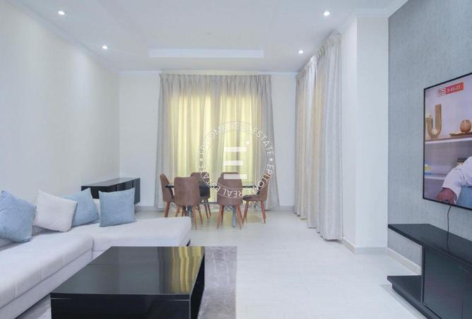 965584 - Property Image 2