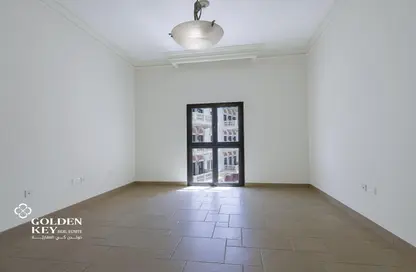 Apartment - 1 Bedroom - 2 Bathrooms for rent in Nobili - Qanat Quartier - The Pearl Island - Doha