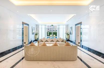 Apartment - 2 Bedrooms - 3 Bathrooms for rent in Floresta Gardens - Floresta Gardens - The Pearl Island - Doha