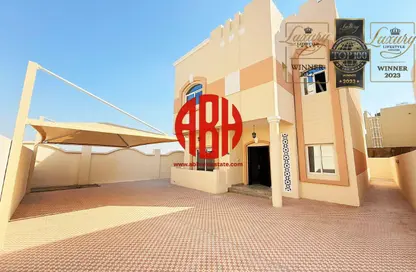 مجمع سكني - 5 غرف نوم - 5 حمامات للايجار في شارع ام السنيم - عين خالد - الدوحة