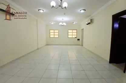 Apartment - 3 Bedrooms - 3 Bathrooms for rent in Al Mansoura - Al Mansoura - Doha