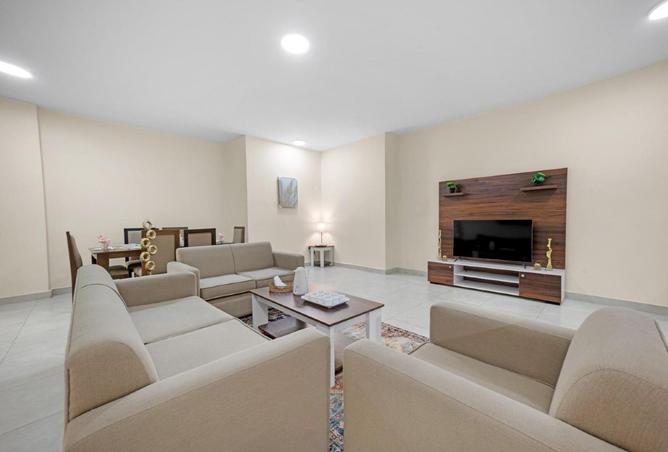 943921 - Property Image 2