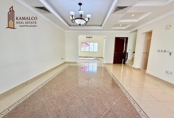 963967 - Property Image 2