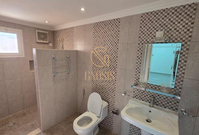 966329 - Property Main Image