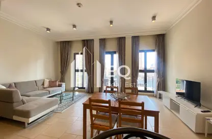 Apartment - 1 Bedroom - 2 Bathrooms for rent in Qanat Quartier - The Pearl Island - Doha