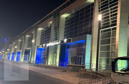 Office Space - Studio - 7+ Bathrooms for rent in Barwa Commercial Avenue - Umm Al Seneem - Doha