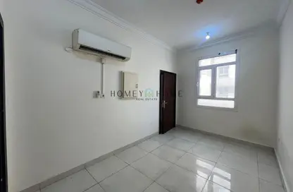 Apartment - 2 Bedrooms - 2 Bathrooms for rent in Abdullah Bin Masoud Street - Fereej Bin Mahmoud - Doha