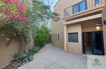 Villa - 3 Bedrooms - 4 Bathrooms for rent in Old Airport Road - Old Airport Road - Doha