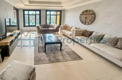 Apartment - 2 Bedrooms - 3 Bathrooms for rent in West Porto Drive - Porto Arabia - The Pearl Island - Doha