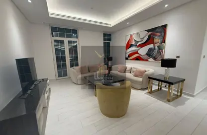 Apartment - 3 Bedrooms - 3 Bathrooms for rent in Floresta Gardens - Floresta Gardens - The Pearl Island - Doha