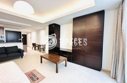 Apartment - Studio - 1 Bathroom for rent in Viva East - Viva Bahriyah - The Pearl Island - Doha