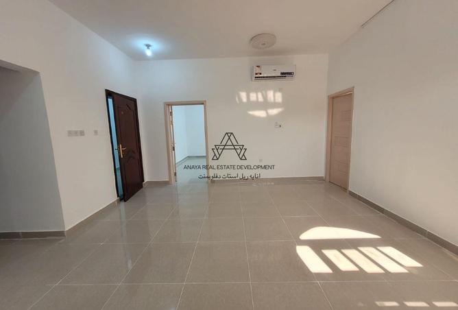 950254 - Property Image 2