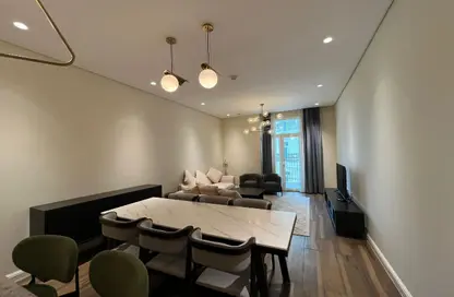 شقة - 2 غرف نوم - 4 حمامات للايجار في حدائق فلورستا - حدائق فلورستا - جزيرة اللؤلؤة - الدوحة