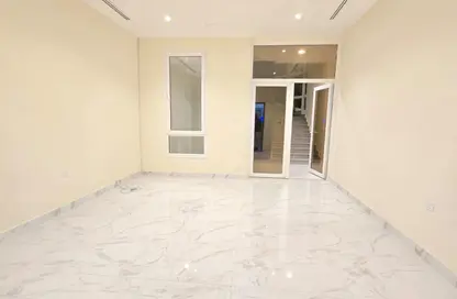 Apartment - Studio - 1 Bathroom for rent in Al Duhail - Al Duhail - Doha