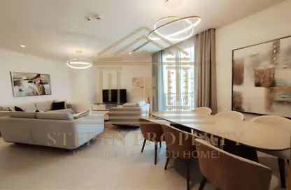Apartment - 2 Bedrooms - 4 Bathrooms for rent in Floresta Gardens - Floresta Gardens - The Pearl Island - Doha