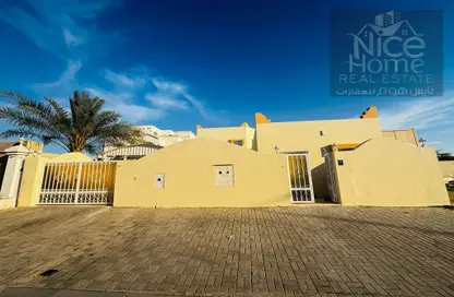 Villa - 6 Bedrooms - 7+ Bathrooms for rent in Al Thakhira - Al Khor