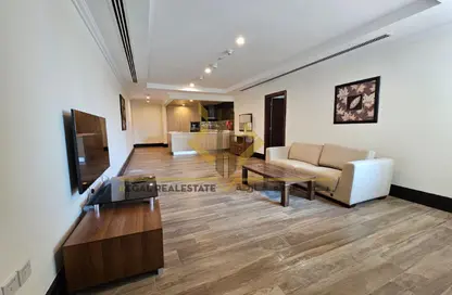 Apartment - 1 Bedroom - 2 Bathrooms for rent in Viva West - Viva Bahriyah - The Pearl Island - Doha