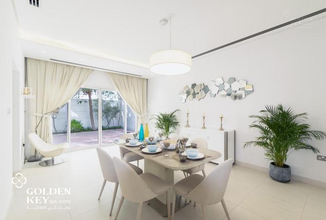 987286 - Property Image 2