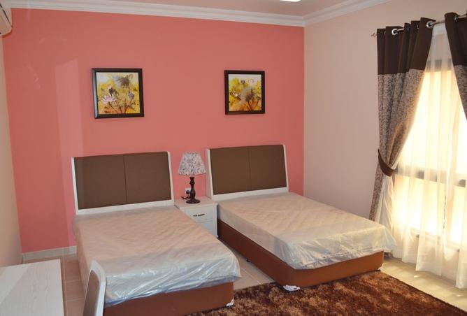 949661 - Property Image 2