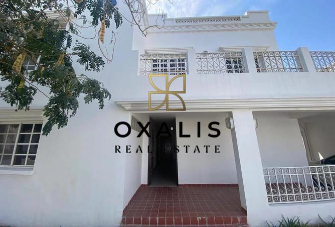 924527 - Property Image 2
