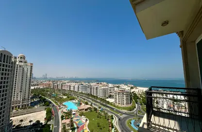 Apartment - 2 Bedrooms - 3 Bathrooms for rent in Floresta Gardens - Floresta Gardens - The Pearl Island - Doha