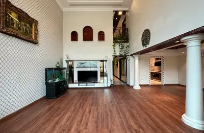 تاون هاوس - 4 غرف نوم - 4 حمامات للايجار في طريق بورتو الشرقي - بورتو أرابيا - جزيرة اللؤلؤة - الدوحة