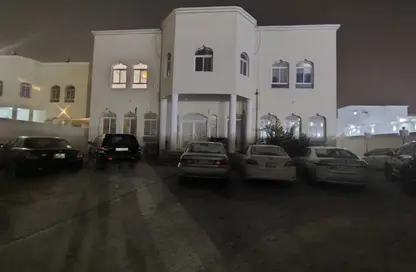 Apartment - 1 Bedroom - 1 Bathroom for rent in Ain Khaled Villas - Ain Khaled - Doha