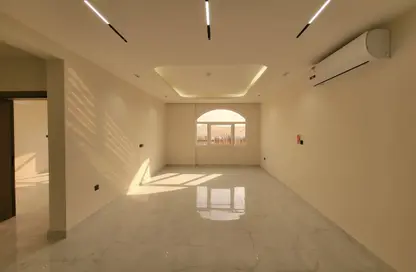 Apartment - 2 Bedrooms - 3 Bathrooms for rent in Al Messila - Al Messila - Doha