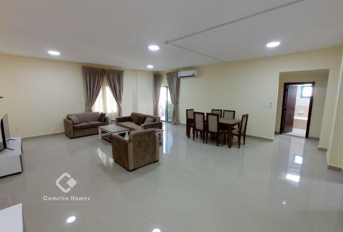 956852 - Property Main Image