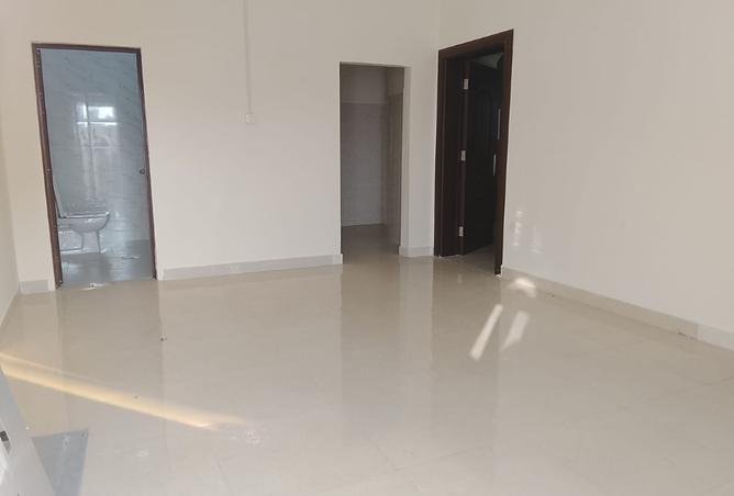 987808 - Property Main Image