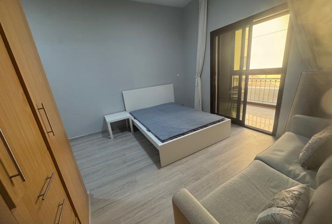 975771 - Property Image 2