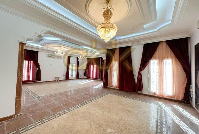 960939 - Property Image 2