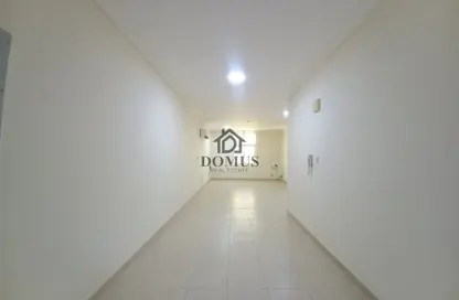 Apartment - 2 Bedrooms - 2 Bathrooms for rent in Bin Al Sheikh Towers - Al Mirqab Al Jadeed - Doha