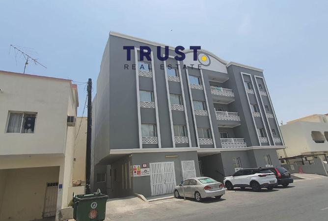 982654 - Property Image 2