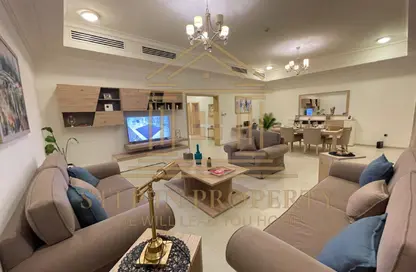 Villa - 3 Bedrooms - 4 Bathrooms for rent in Wadi Al Markh - Muraikh - AlMuraikh - Doha
