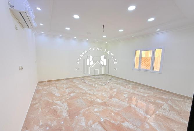 976868 - Property Image 2