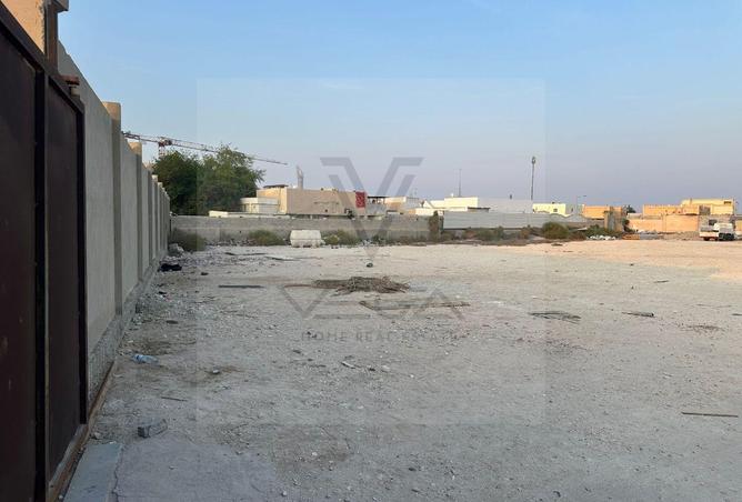 1002043 - Property Image 2