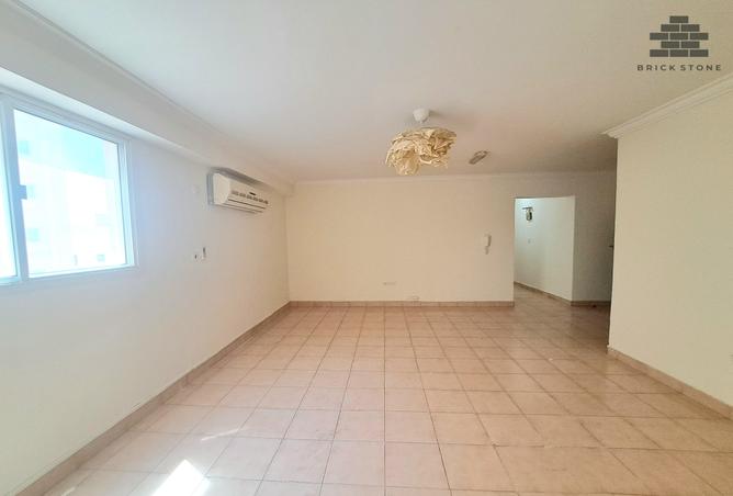 937032 - Property Image 3