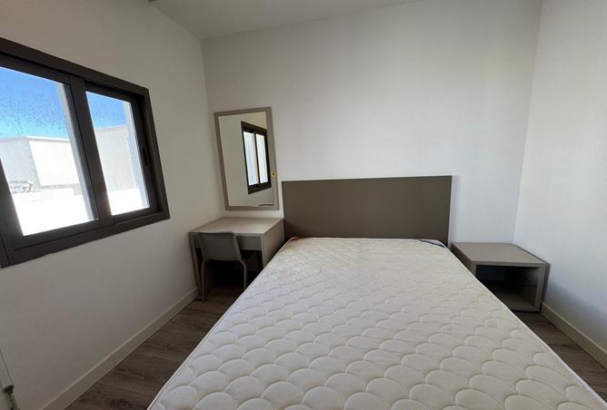 998236 - Property Image 3