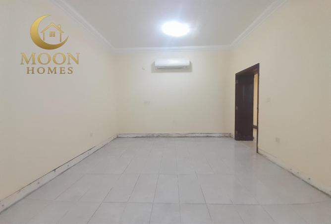 996304 - Property Image 3