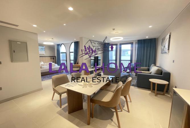 956908 - Property Image 2