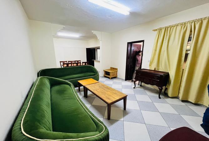 975439 - Property Image 2