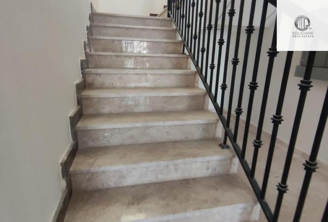 972885 - Property Image 2