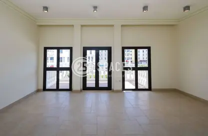 Empty Room image for: Apartment - 1 Bedroom - 2 Bathrooms for rent in Murano - Qanat Quartier - The Pearl Island - Doha, Image 1