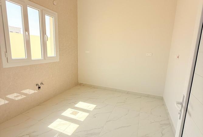 953811 - Property Image 3