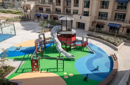 Apartment - 2 Bedrooms - 3 Bathrooms for rent in Abraj Bay - Abraj Quartiers - The Pearl Island - Doha